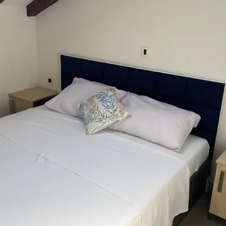 Cvita Apartman *