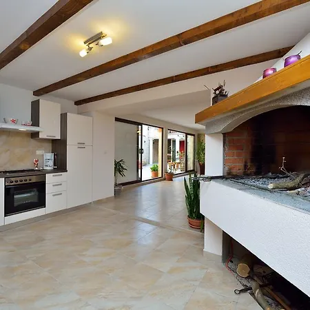 Cvita Apartman Bibinje