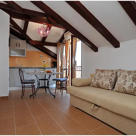 Apartment Cvita