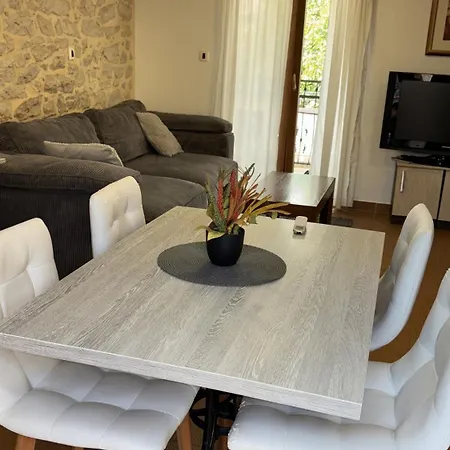 Apartament Cvita